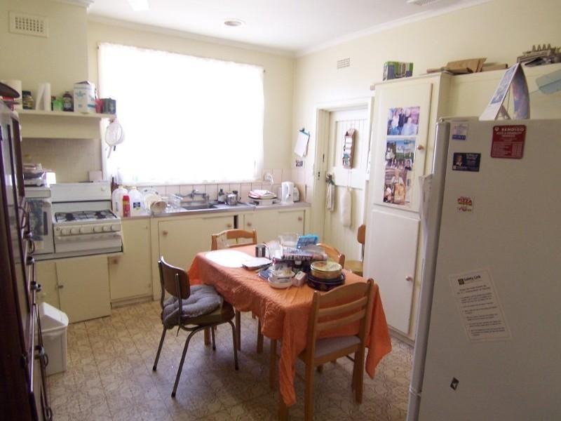 2 Churchill Avenue, Bendigo VIC 3550