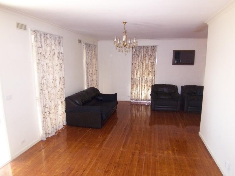 50 High Street, Marong VIC 3515