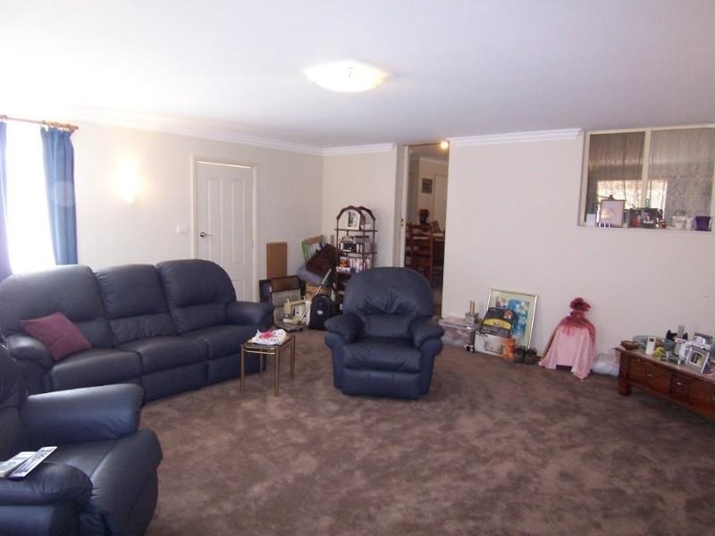 27 Kilmore Road, Heathcote VIC 3523