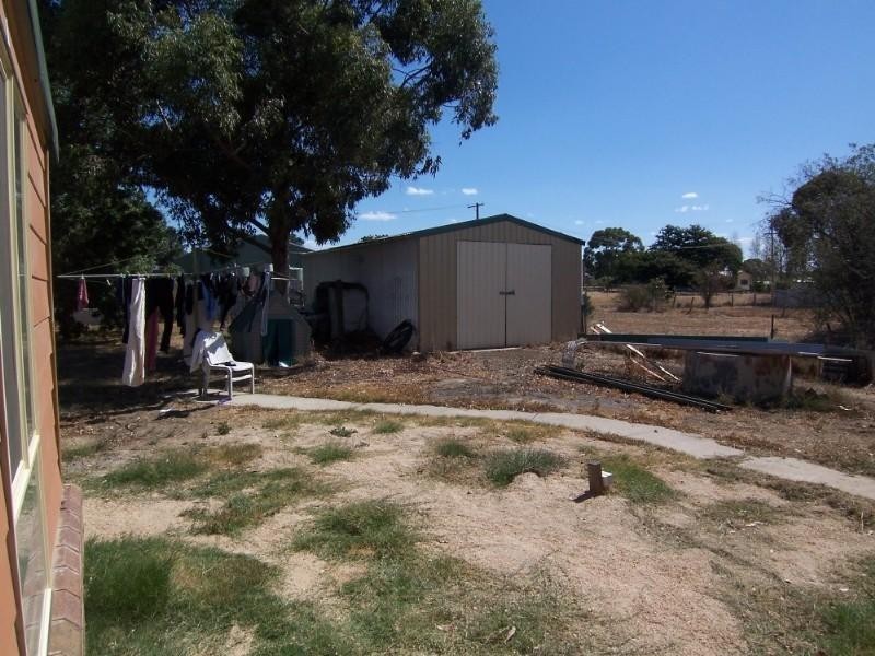 27 Kilmore Road, Heathcote VIC 3523