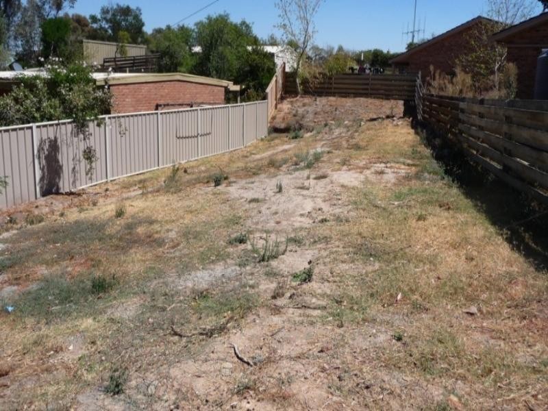 64a Race Street, Flora Hill VIC 3550