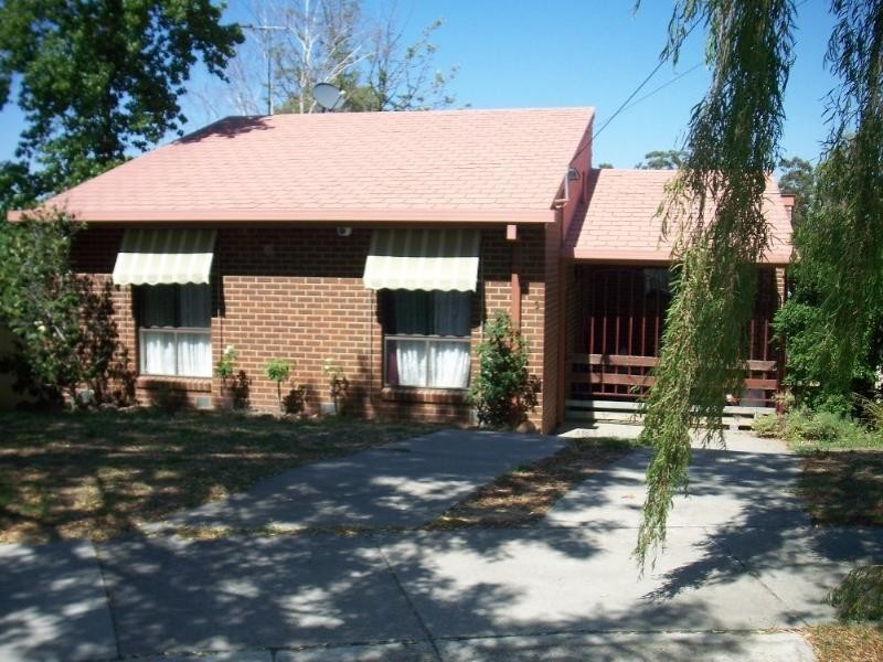5 Mayo Court, Golden Square VIC 3555