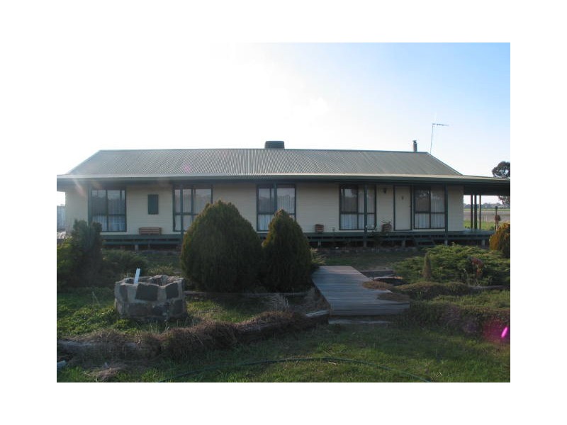 91 Tuckets Road, Maryborough VIC 3465