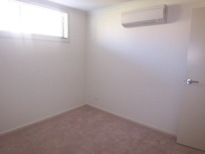 4/50 Race Street, Flora Hill VIC 3550