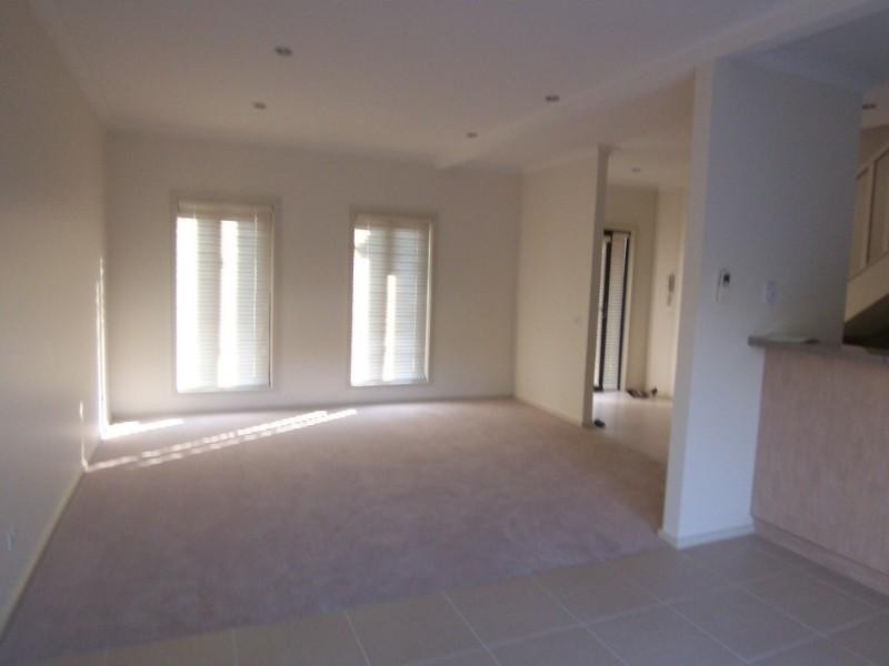 6/50 Race Street, Flora Hill VIC 3550