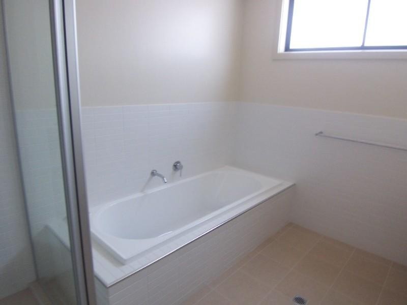 6/50 Race Street, Flora Hill VIC 3550