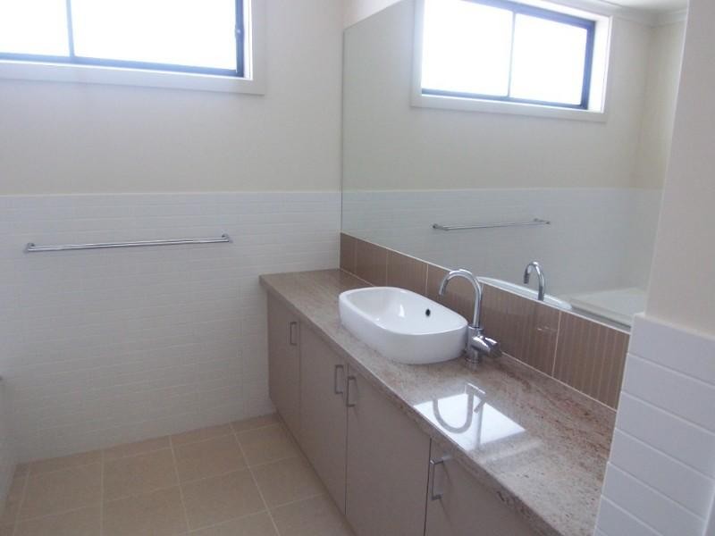 6/50 Race Street, Flora Hill VIC 3550
