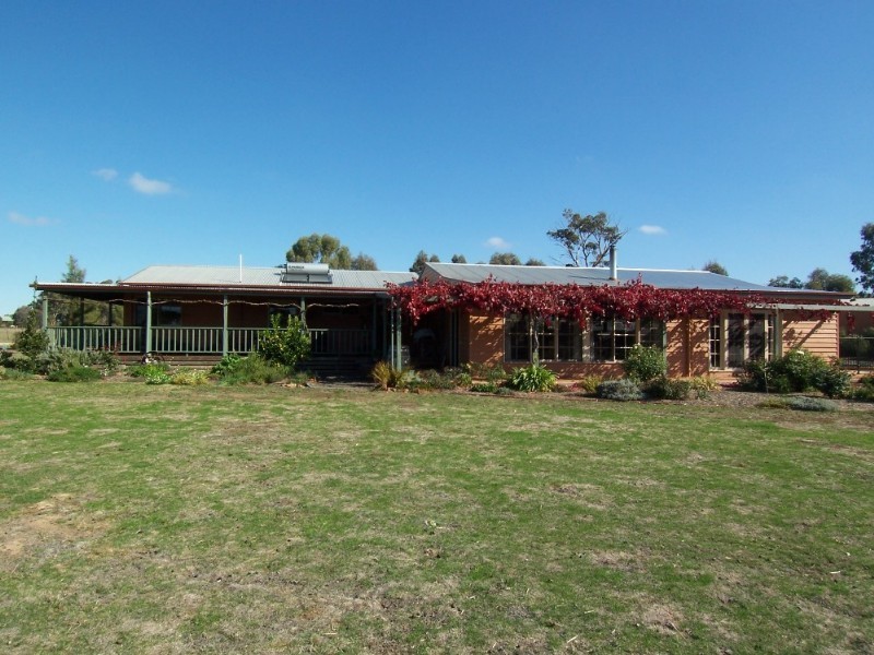 113 Swanwater Drive, Bendigo VIC 3550