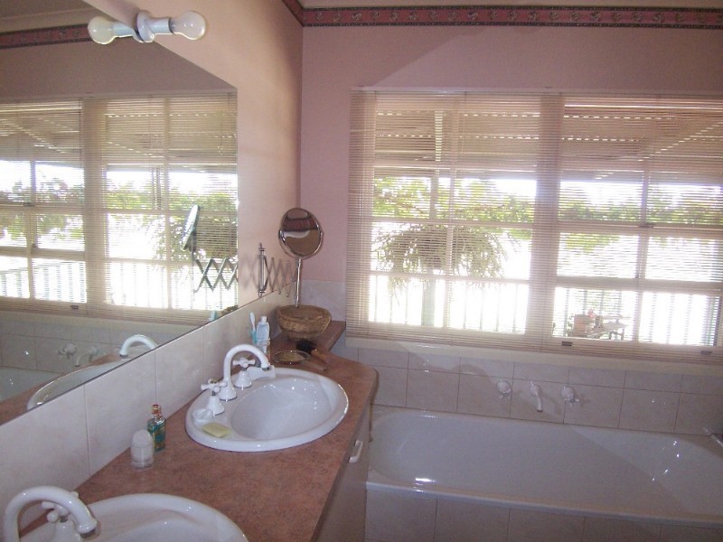 113 Swanwater Drive, Bendigo VIC 3550