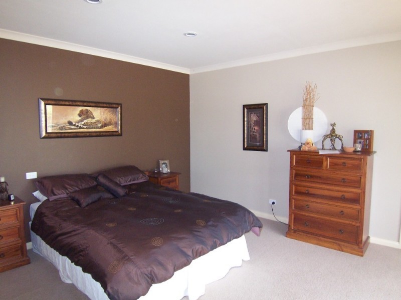 113 Swanwater Drive, Bendigo VIC 3550