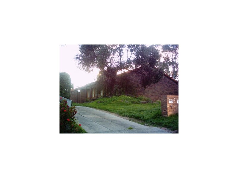 1/37 Browning Street, Kangaroo Flat VIC 3555