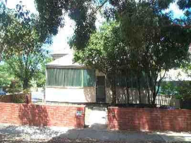 23 Carpenter Street, Quarry Hill VIC 3550