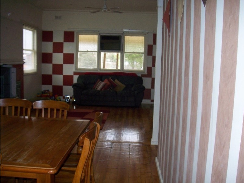 Kangaroo Flat VIC 3555