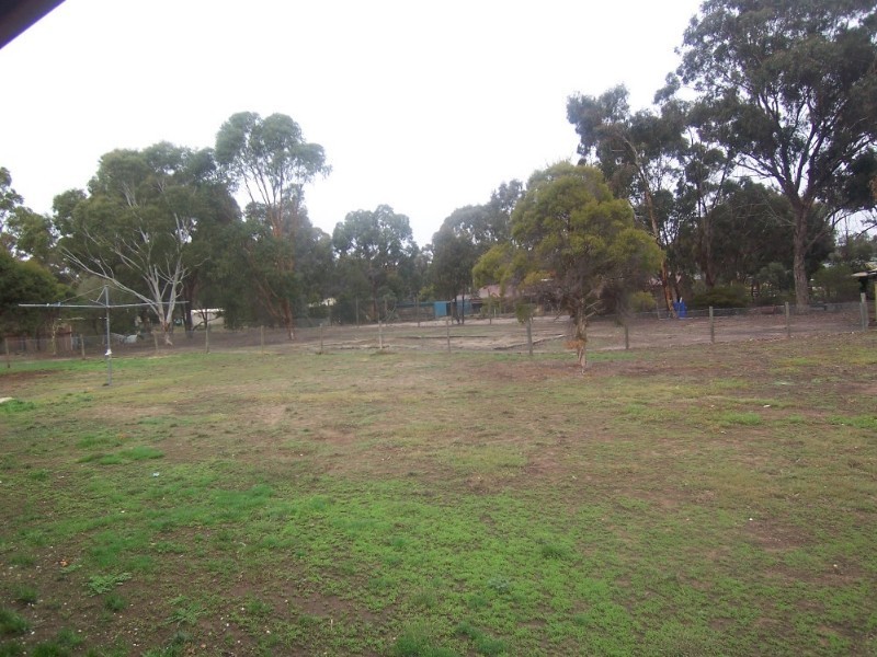 9 Forest Drive, Bendigo VIC 3550