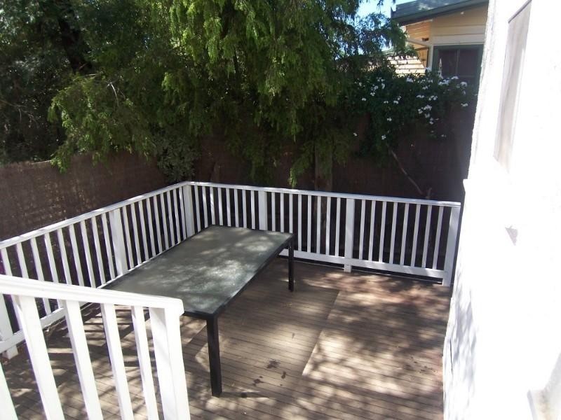 24 Brougham Street, Quarry Hill VIC 3550