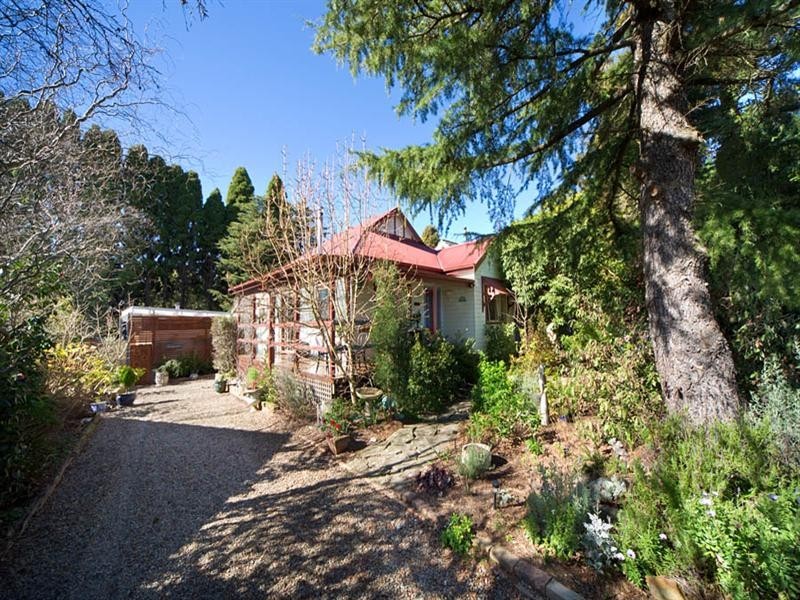 89 Great Western Highway, Blackheath NSW 2785
