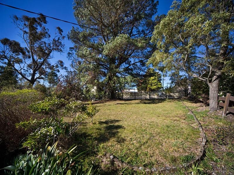 2 Abbott Street, Blackheath NSW 2785