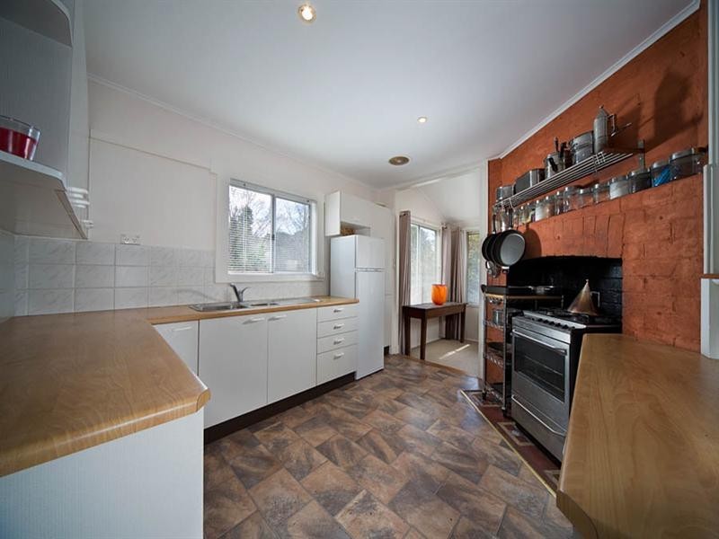 127 Wentworth Street, Blackheath NSW 2785