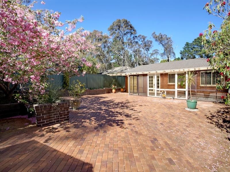 12 Eumemmering Street, Medlow Bath NSW 2780