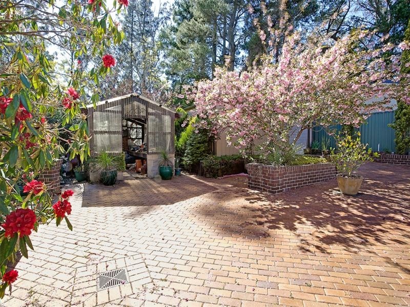 12 Eumemmering Street, Medlow Bath NSW 2780