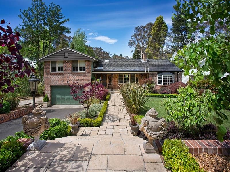 148 Clarence Road, Blackheath NSW 2785