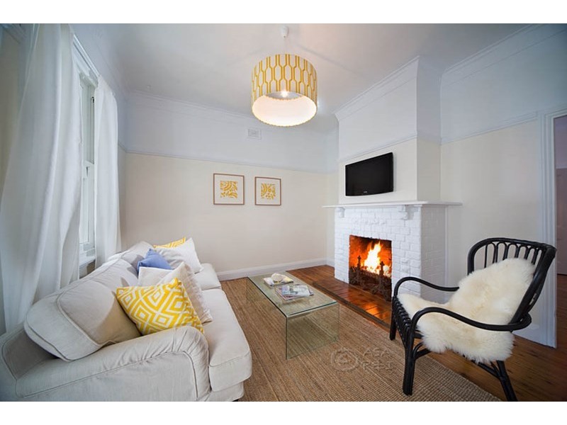 27 St Elmo Ave,, Blackheath NSW 2785