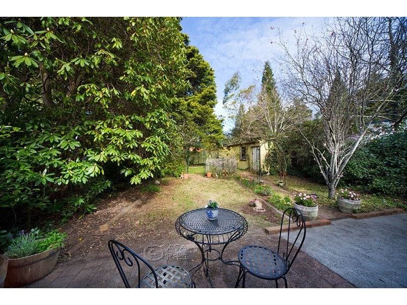 27 St Elmo Ave,, Blackheath NSW 2785