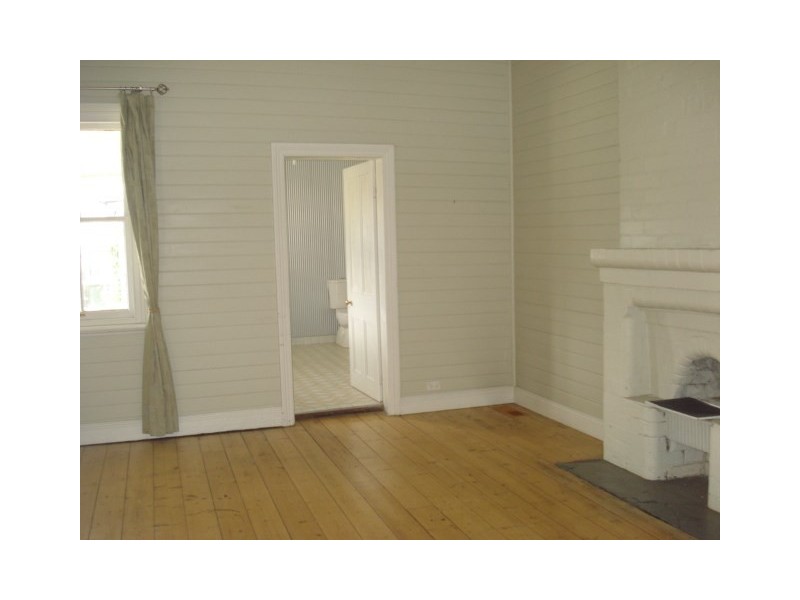 15 Roy Street, Lithgow NSW 2790