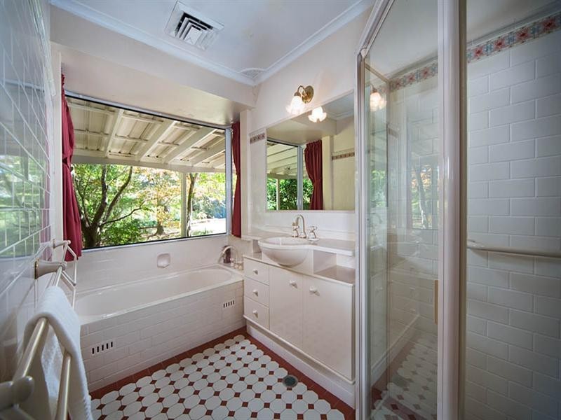 114-116 Govetts Leap Road, Blackheath NSW 2785