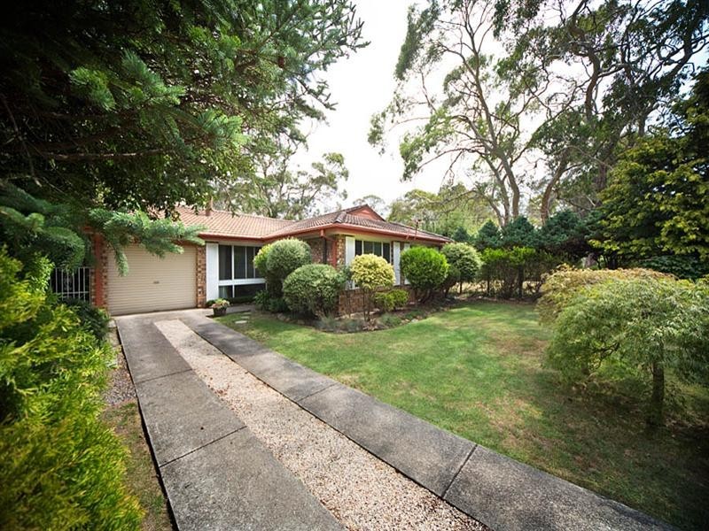 19 Evans Lookout Road, Blackheath NSW 2785