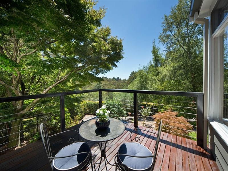 16 Park Avenue, Blackheath NSW 2785