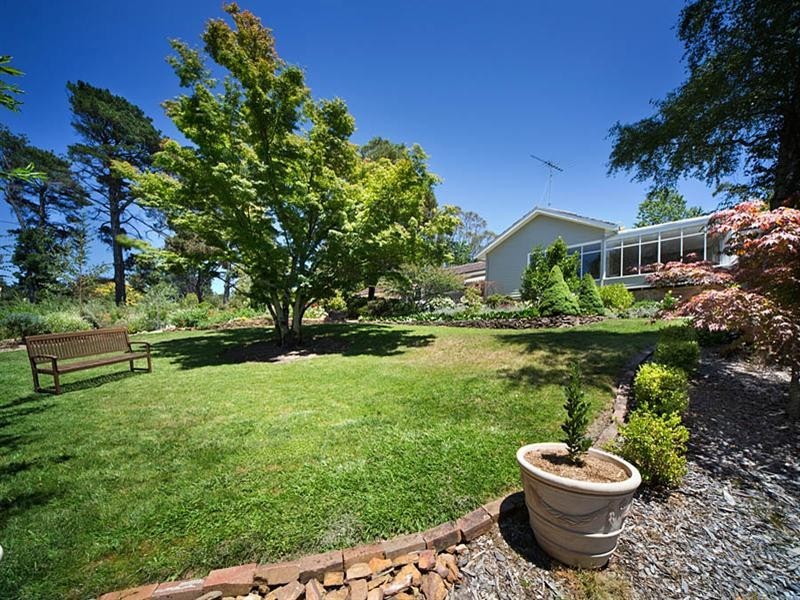 16 Park Avenue, Blackheath NSW 2785