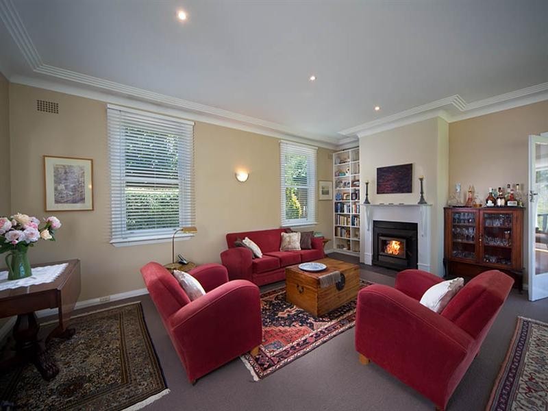 16 Park Avenue, Blackheath NSW 2785