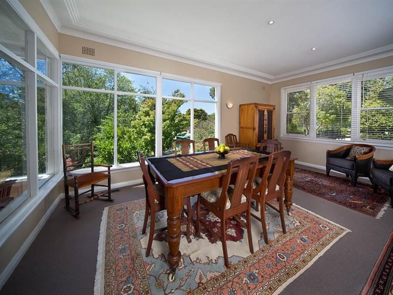 16 Park Avenue, Blackheath NSW 2785