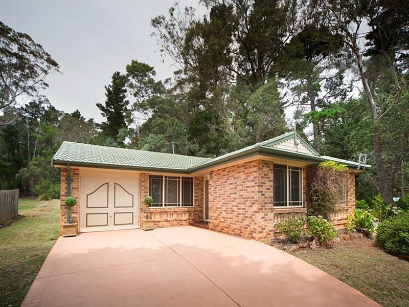 185 Govetts Leap Road, Blackheath NSW 2785