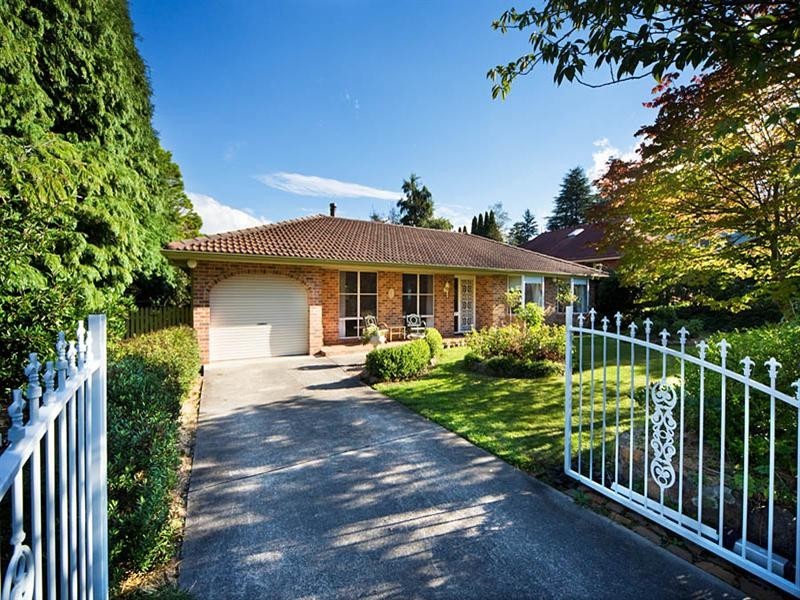 69 Hargraves Street, Blackheath NSW 2785