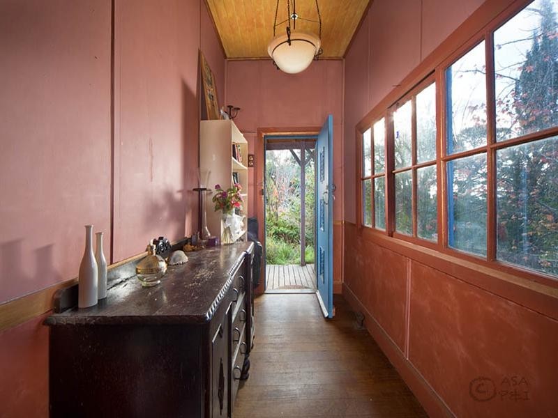 15 Lookout Street, Blackheath NSW 2785