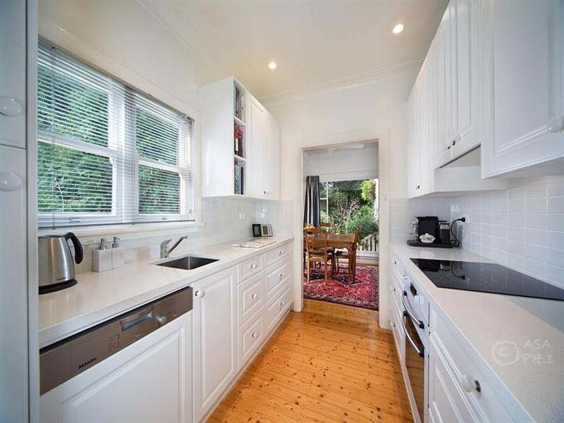 75 Hargraves Street, Blackheath NSW 2785