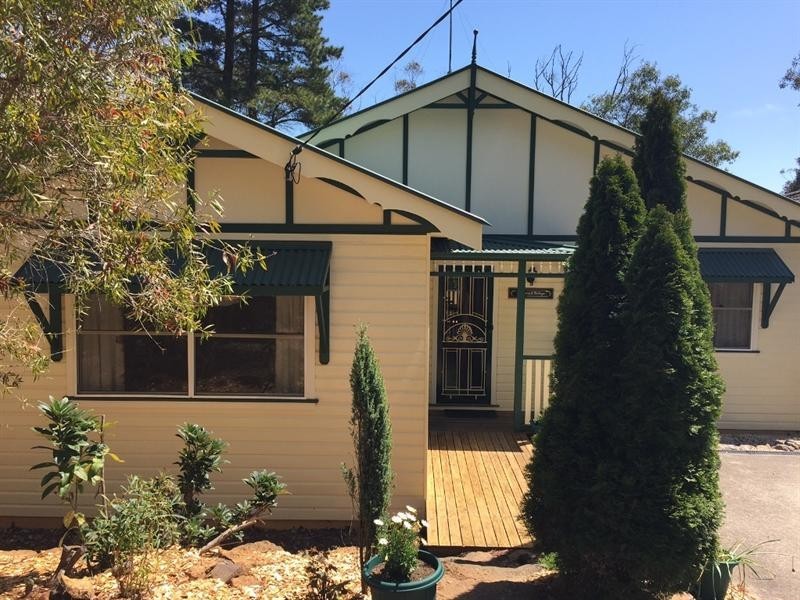 20 St Elmo Avenue, Blackheath NSW 2785