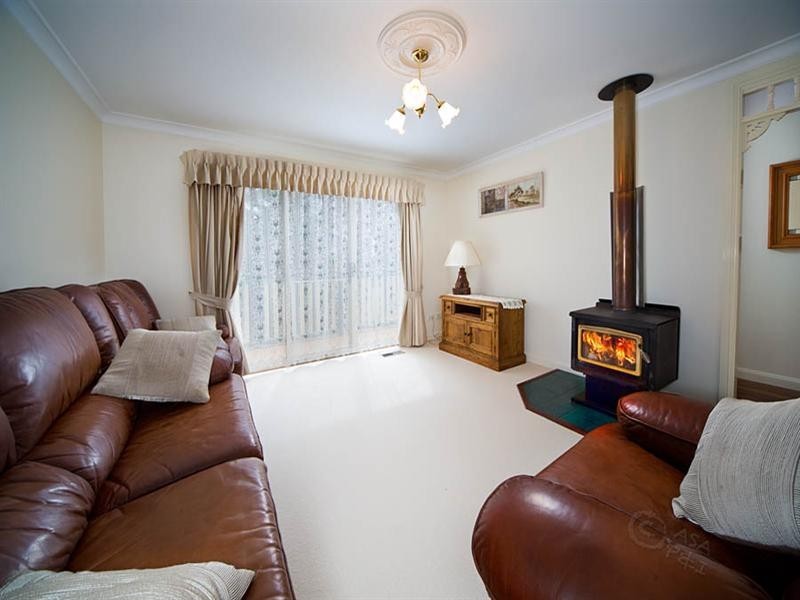 20 St Elmo Avenue, Blackheath NSW 2785