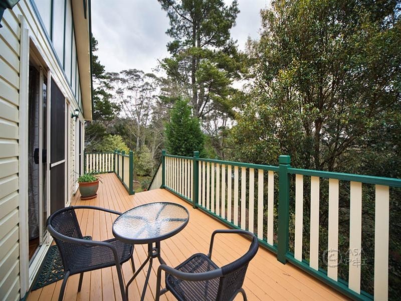 20 St Elmo Avenue, Blackheath NSW 2785