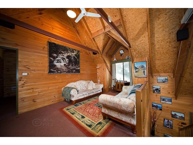 4 Carter Lane, Blackheath NSW 2785