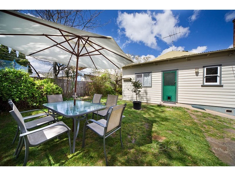 9 Bundarra Street, Blackheath NSW 2785