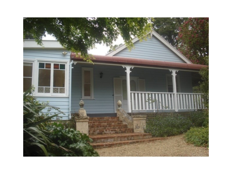 27 Inconstant Street, Blackheath NSW 2785