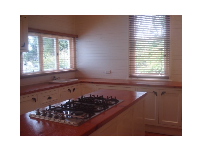 27 Inconstant Street, Blackheath NSW 2785