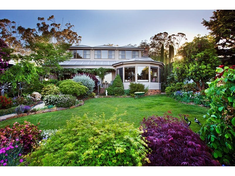 31 Days Crescent, Blackheath NSW 2785