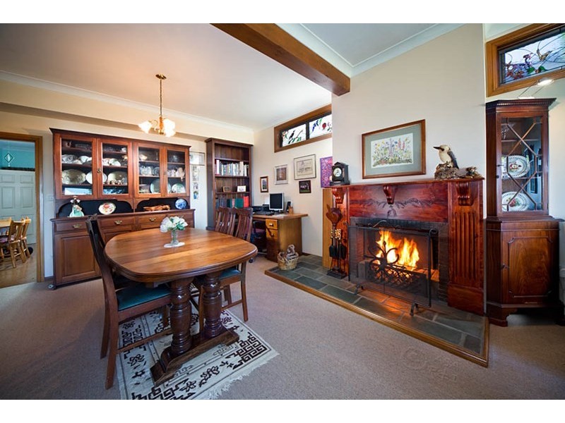 31 Days Crescent, Blackheath NSW 2785