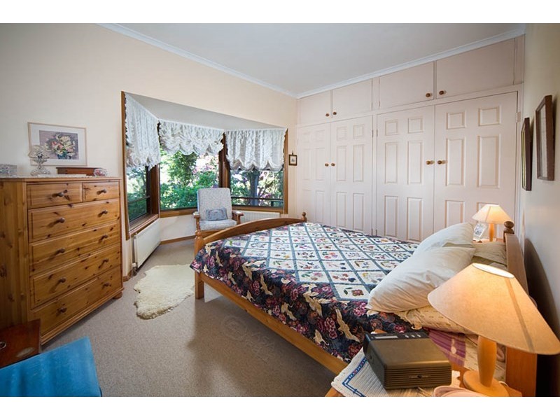 31 Days Crescent, Blackheath NSW 2785