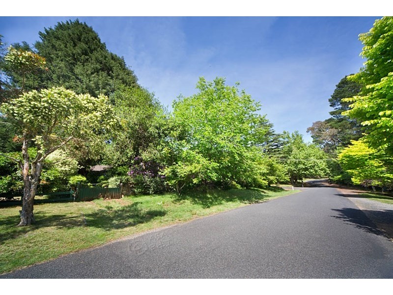 17 Brentwood Avenue, Blackheath NSW 2785