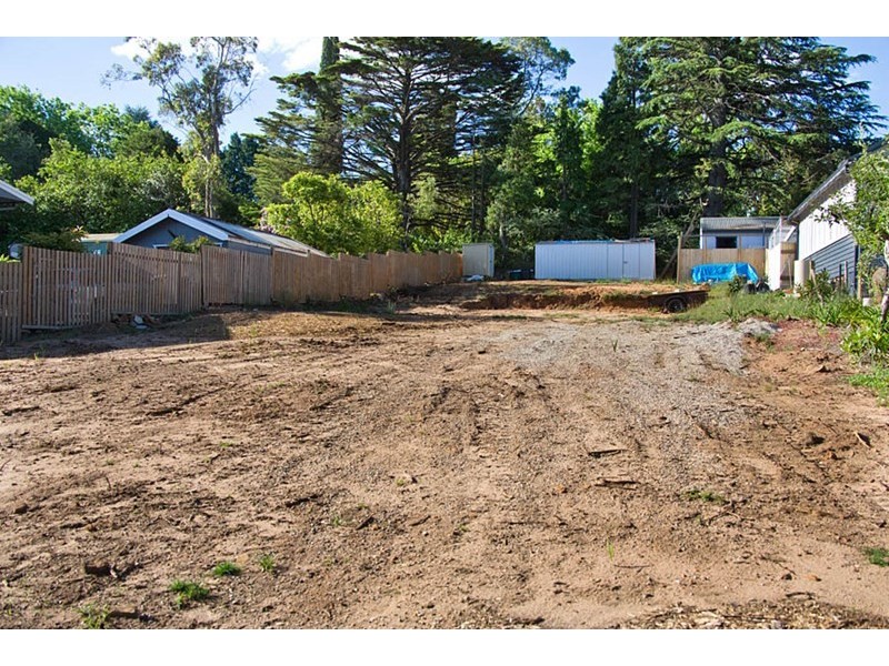 64 Prince George Street, Blackheath NSW 2785